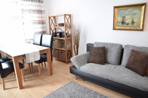 Die 2 Zimmerwohnung mit Balkon liegt in der 1 Etage und ist ideal für 2 bis 3 Personen